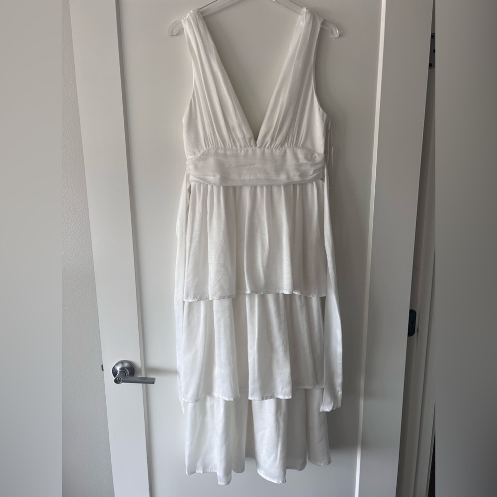 Lulus white dress M - Picture 2 of 2